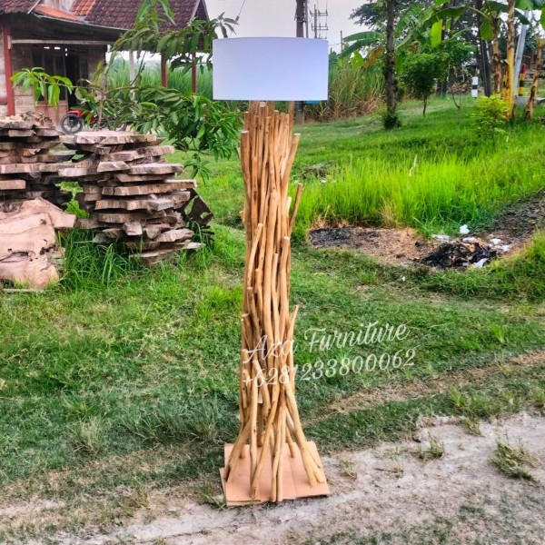 Gambar Produk Lampu Lantai Sudut Ruangan Natural